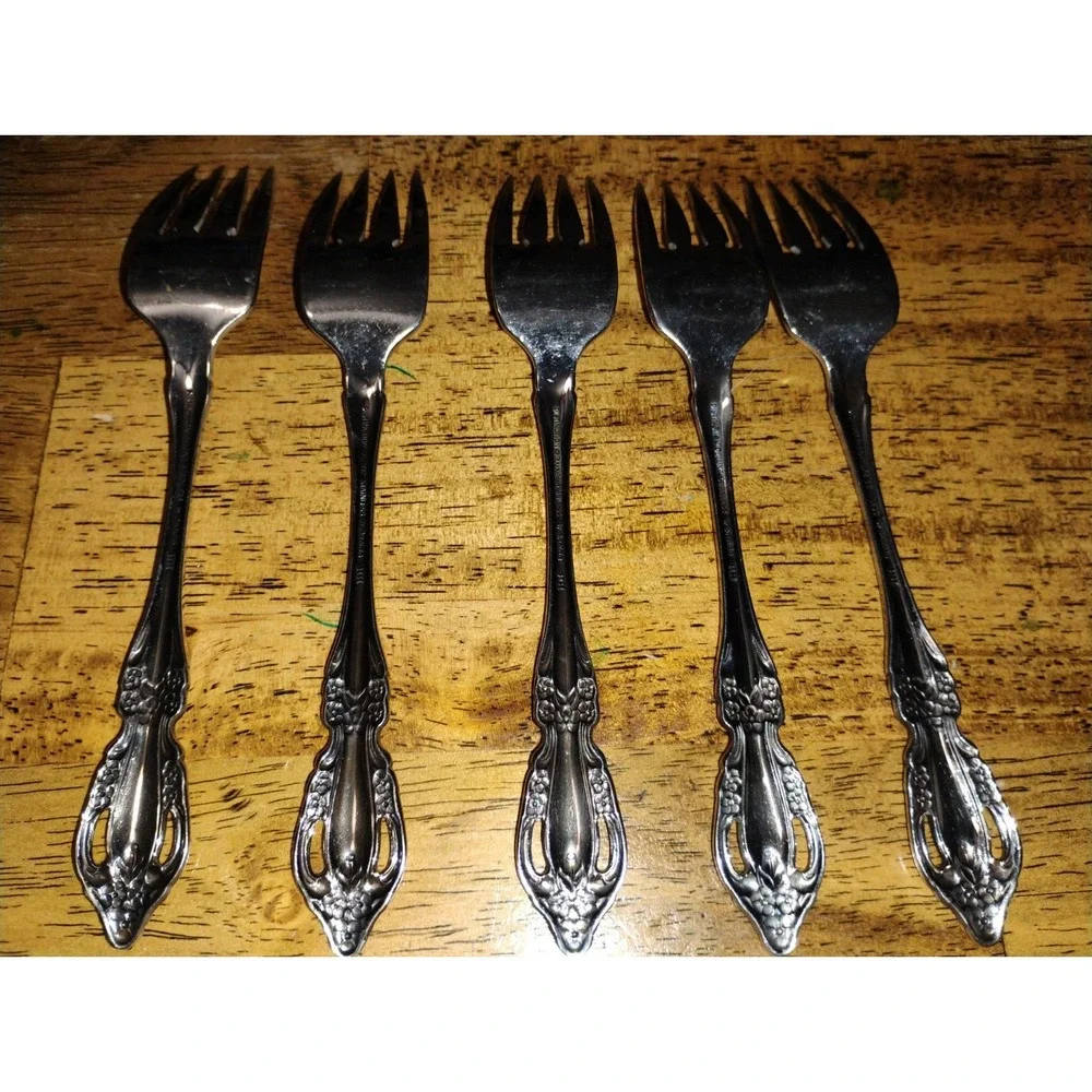 Oneida Raphael Set 5 Salad Forks Distinction Deluxe‎ Stainless Flatware